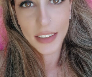 Paula